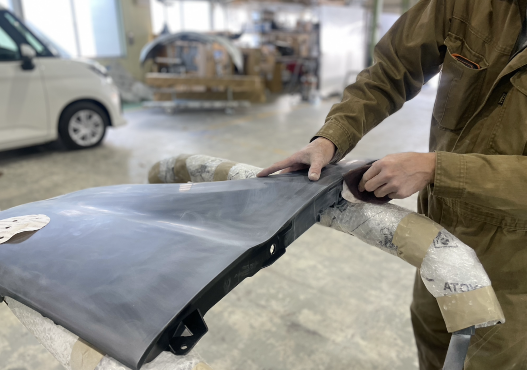 板金
車の傷凹み
富山
カラクル
事故修理
車の板金塗装