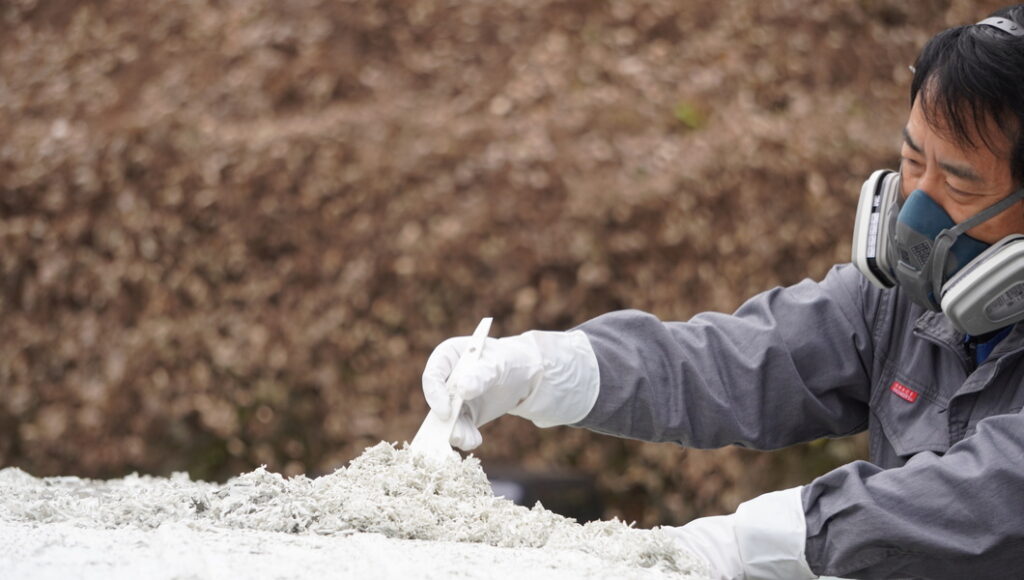 塗装剥がし
塗装剥がれ
車の塗装
車の傷
車の凹み
車の事故修理
富山
カラクル
ハイエース
トヨタ
塗装
板金
車の傷